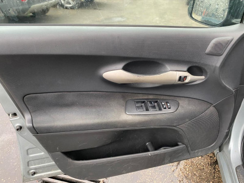 TOYOTA AURIS (E15), TOYOTA, AURIS (E15)