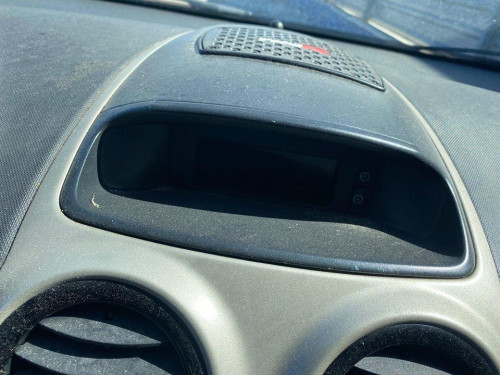 OPEL CORSA D — vehículo donante para recambios 