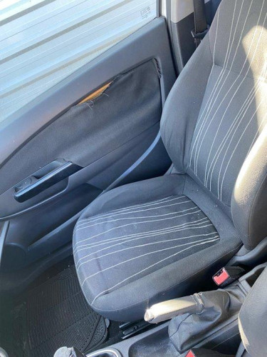 OPEL CORSA D — vehículo donante para recambios 