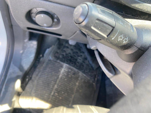OPEL CORSA D — vehículo donante para recambios 