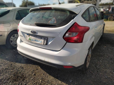 FORD FOCUS BERLINA (CB8)