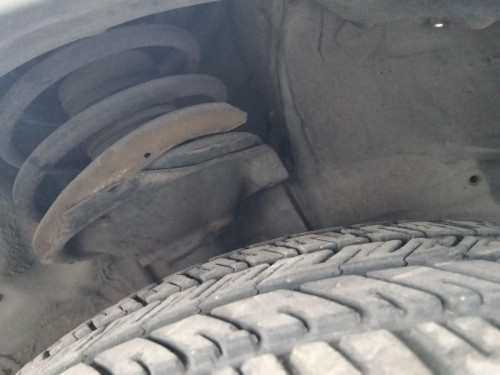 AMORTIGUADOR DELANTERO DERECHO Nissan ALMERA TINO (V10M) 