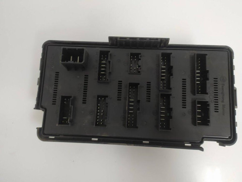 CAJA RELES / FUSIBLES SSANGYONG KYRON 