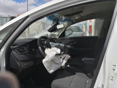 KIA CARENS (RP)