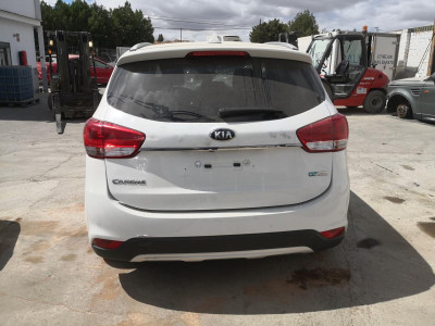 KIA CARENS (RP)