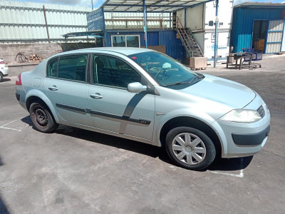 RENAULT MEGANE II CLASSIC BERLINA