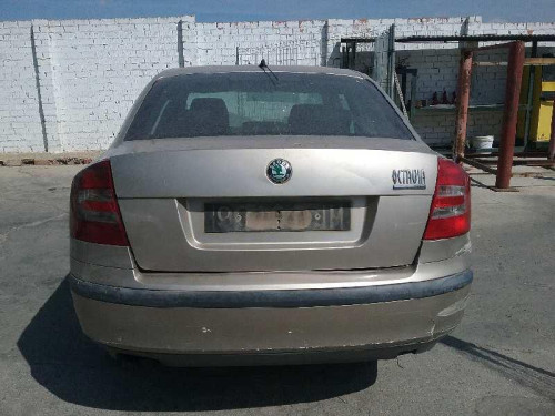 SKODA OCTAVIA BERLINA (1Z3) 