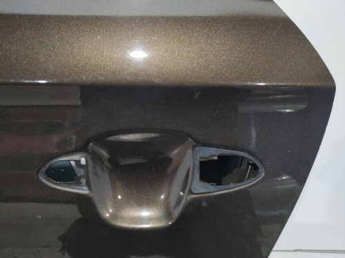  PUERTA TRASERA IZQUIERDA KIA CARENS (RP) 