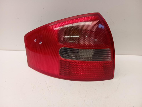 PILOTO TRASERO IZQUIERDO Audi A6 BERLINA (4B2) 