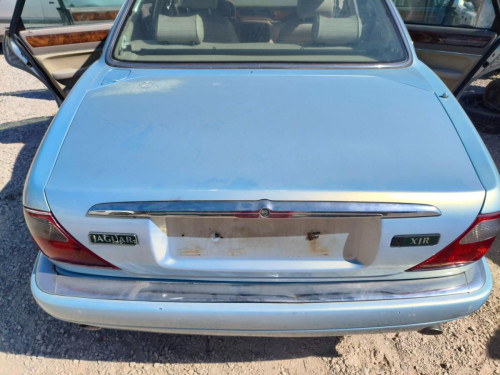 PORTON TRASERO Jaguar XJ 