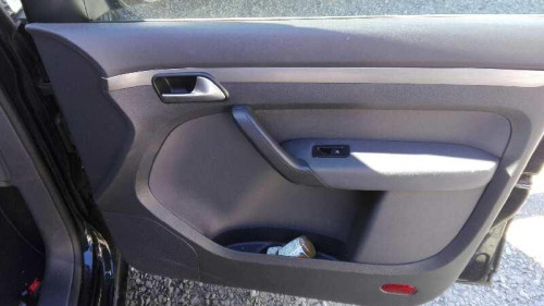 VOLKSWAGEN TOURAN (1T3) — vehículo donante para recambios 