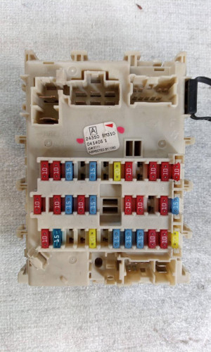 CAJA RELES / FUSIBLES Nissan ALMERA (N16/E) 
